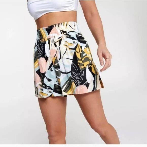 ✨Calia Multicolored Palm High Rise Inverted Pleat Pull On Linen Sz M Shorts✨ - Picture 1 of 7